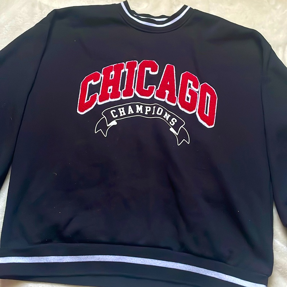 Chicago champions sweatshirt